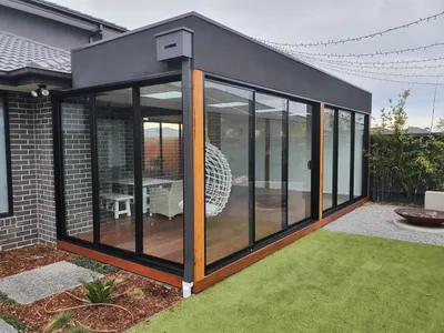 A1 Screens and Maintenance gallery image