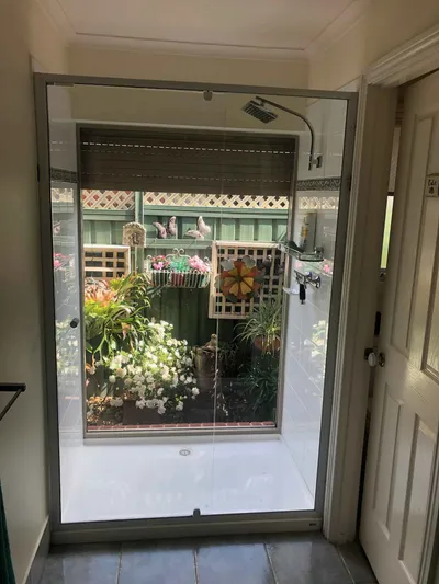 A1 Screens and Maintenance gallery image