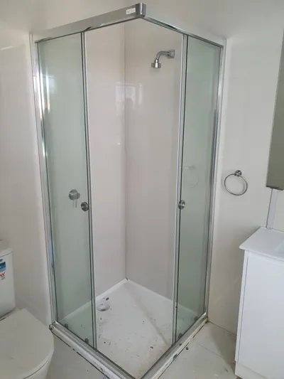 A1 Screens and Maintenance gallery image