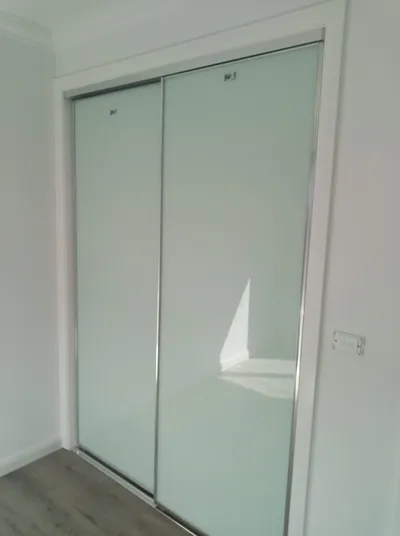 Shower Screens - gallery image