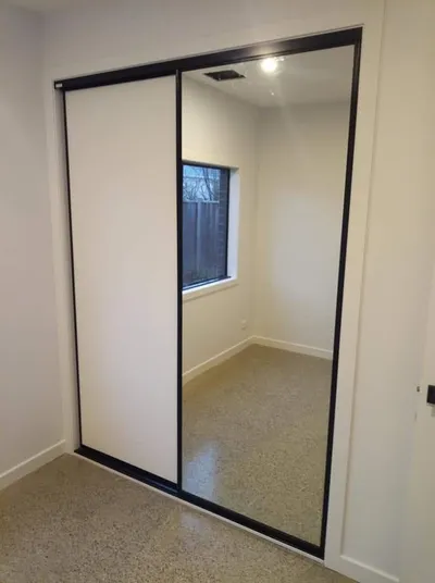 Wardrobes - gallery image