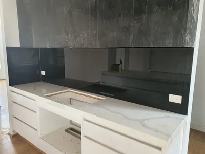 Splashbacks - gallery image